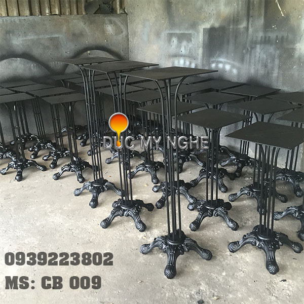 Bàn bar cafe 4 chân thân sắt gang đúc CB 009